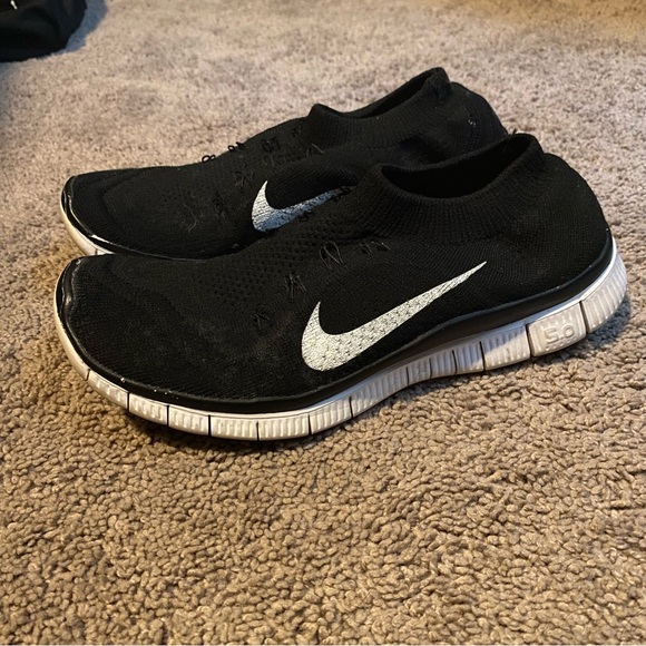 Nike Free 5.0 Flyknit Women's Running Shoes Black White Size 8 - Picture 3 of 8